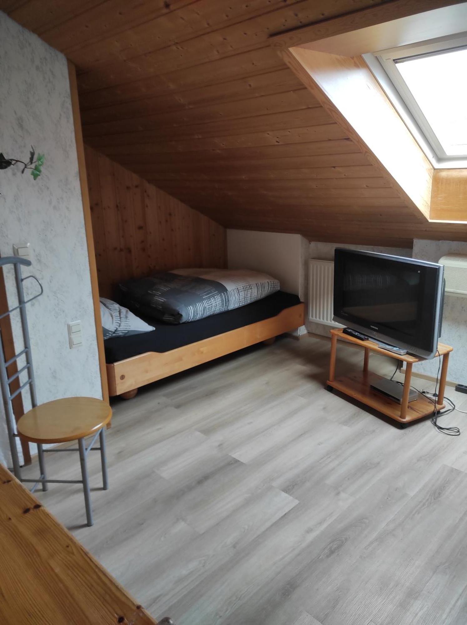 Ferienwohnung Gartenblick Ensingen Екстер'єр фото